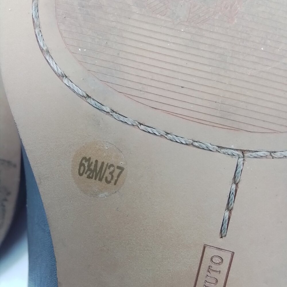 NWOT VINCE CAMUTO FORONNI POINTED TOE BLACK SUEDE LOAFERS SIZE 6.5 - Picture 6 of 6